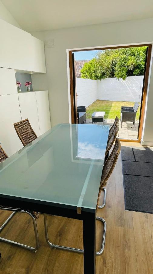 Modern City Centre House Galway Exterior foto